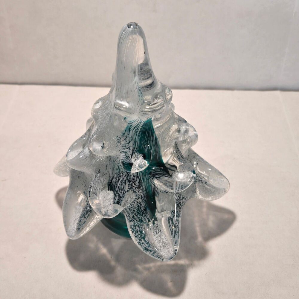 Vintage Clear & Green Ribboned Art Glass Christmas Tree 6.75" Tall - Picture 2 of 11